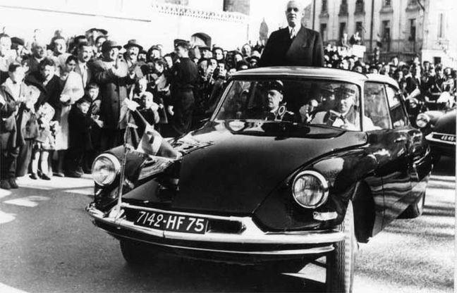 L’Aventure Peugeot Citroën DS in festa: c'è il salone Rétromobile