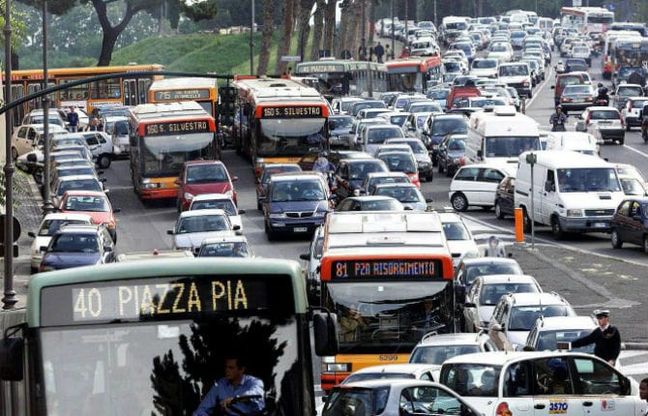 Gli italiani? Preferiscono ancora l'auto