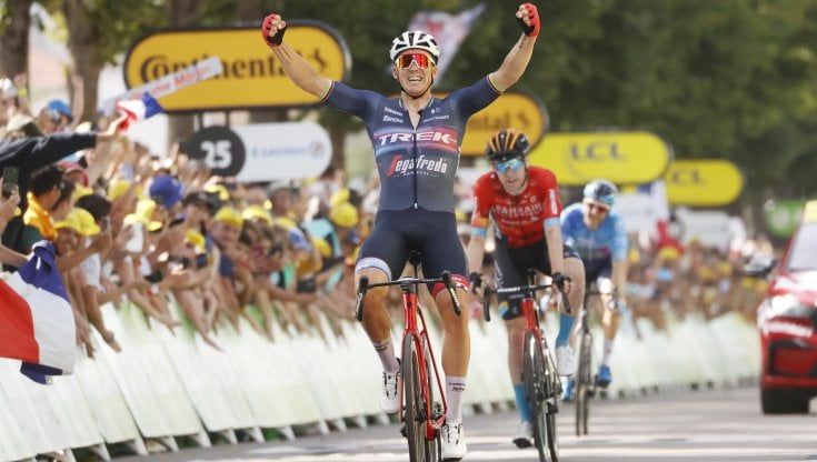 Tour de France, Pedersen vince la tredicesima tappa. Vingeggard resta in giallo