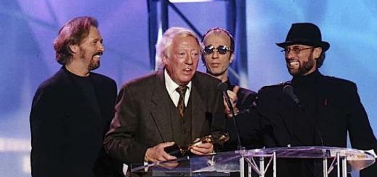 Addio a Robert Stigwood, produttore de "La febbre del sabato sera" e manager dei Bee Gees