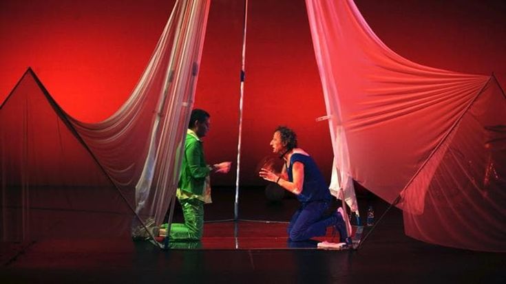 Teatro Vascello, rotta nel tempo con il Metadietro di Rezza e Mastrella