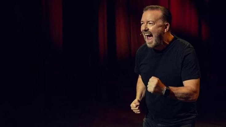 Ricky Gervais, il genio senza filtri. “Stephen Hawking? Una sedia a rotelle parlante”