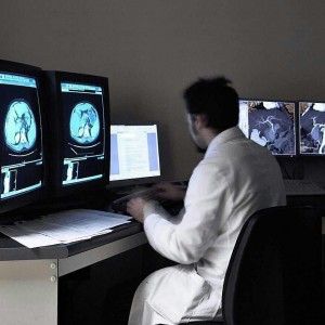 L&rsquo;ambasciatore russo e la stangata in clinica: &ldquo;Parcella da 18mila euro per visitare mia moglie&rdquo;