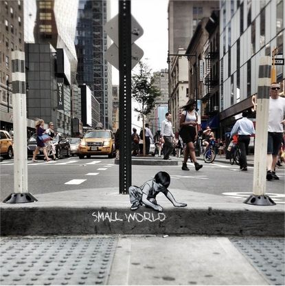 Street art nascosta: mini avventurieri abitano la citt&agrave;