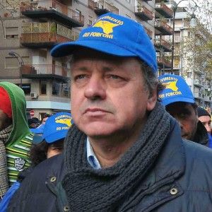 Ferro: "Vogliono fermare <br />la nostra protesta dei 'forconi'<br /> ma non ci riusciranno,<br /> la gente sta con noi"
