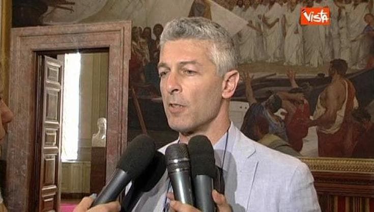 Morra (M5S): "F35, spesa folle in tempi di crisi"