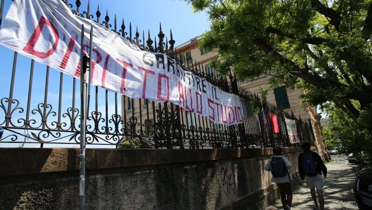 Università occupata e effetto-Covid: gli studenti si dividono