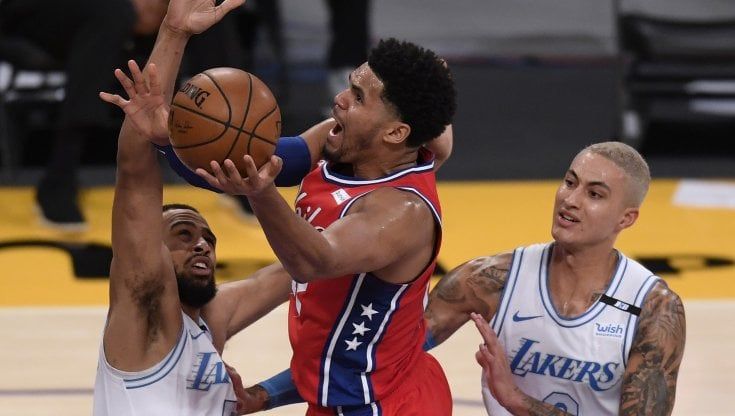 Basket, Nba: i Lakers senza LeBron non sanno più vincere, Mannion da applausi ma Warriors ko