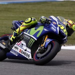 MotoGp, Lorenzo "Che fatica". Rossi: "Devo migliorare in prova"