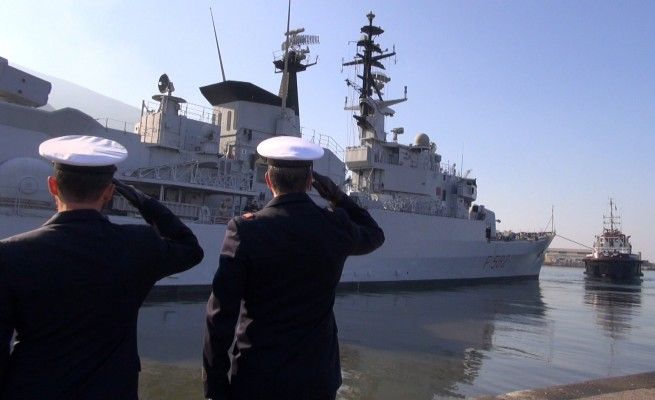 Marina militare, <br />navi ferme per la crisi