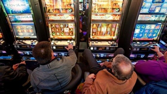 La Campania sul podio del gioco d'azzardo: boom di scommesse virtuali e lotto