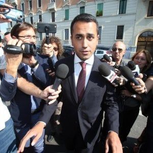 Di Maio: "Regole e trattati, se la Ue non ci ascolta scatterà il si salvi chi può"