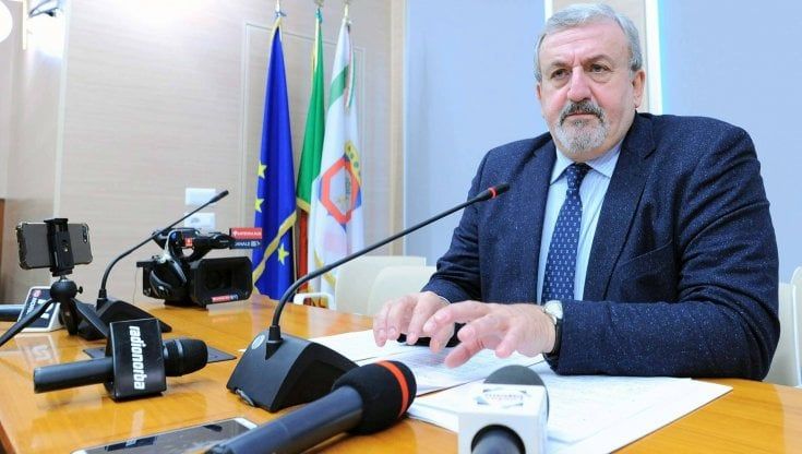 Emiliano e la tentazione di un nuovo partito: nel Pd non trova posto, incontro con Fioroni per una federazione di centristi