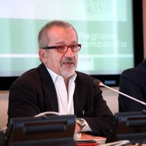 Profughi, Maroni con sindaci ribelli del Bresciano: "Sì alla class action contro il governo"