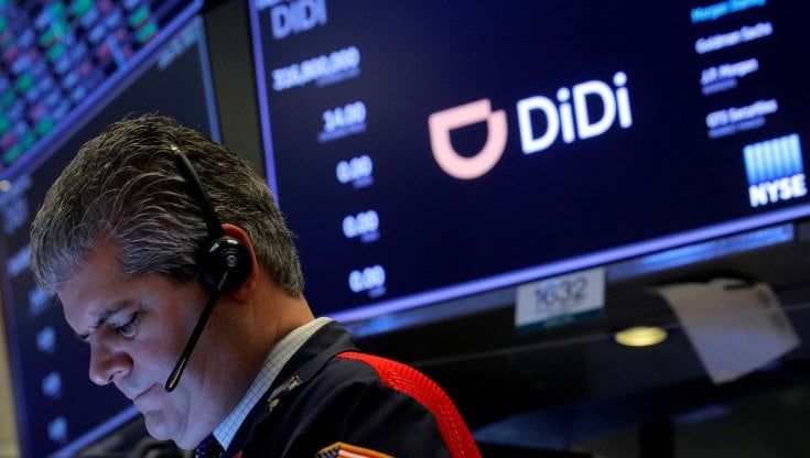 Le Borse di oggi, 8 luglio. Listini Ue in forte calo dopo la Fed e sui timori della variante Delta. Piazza Affari chiude a -2,54%