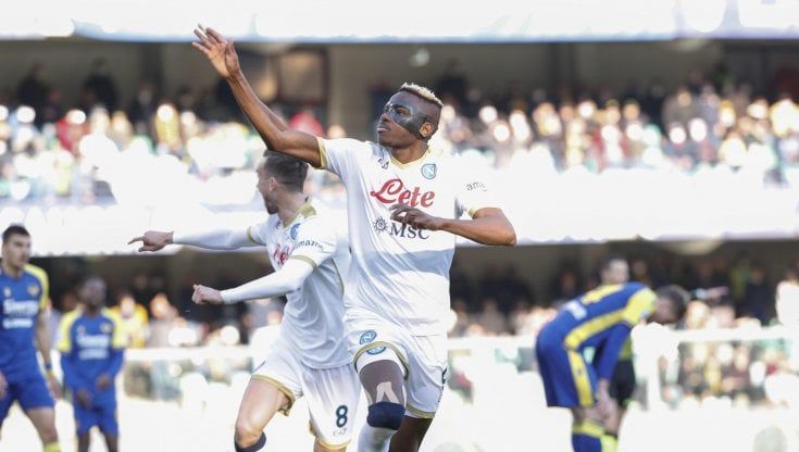 Verona-Napoli 1-2, la doppietta di Osimhen rilancia gli azzurri