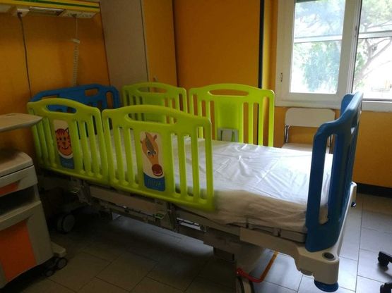 Ischia, all’ospedale Rizzoli sei nuovi lettini pediatrici