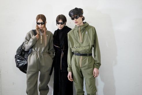 Look sportivi, cozy e chic: la nuova frontiera di abbigliamento comodo è l'athflow 
