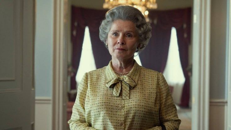 'The Crown 5', la nuova Elisabetta di Imelda Staunton arriva a novembre 2022