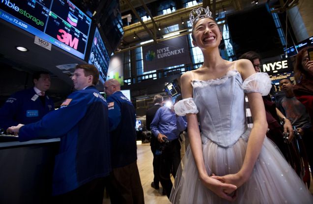 A Wall Street sulle punte, le ballerine invadono la Borsa