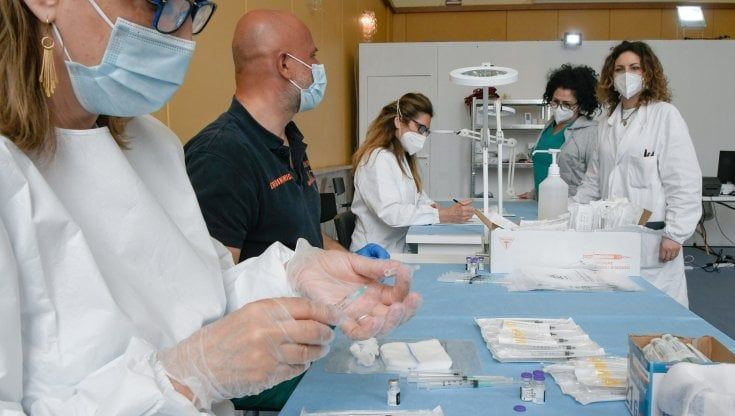 Green pass valido anche dopo la prima dose, ma la durata varia a seconda del vaccino