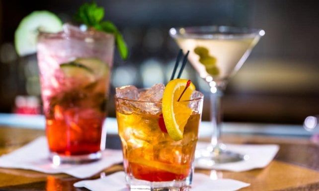Un anno a tutto cocktail: dall'Old Fashioned allo Spritz ecco i 15 più venduti