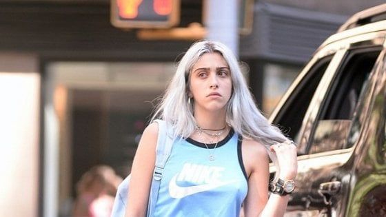 Capelli bianchi da stress? Tranquilli, si può tornare indietro