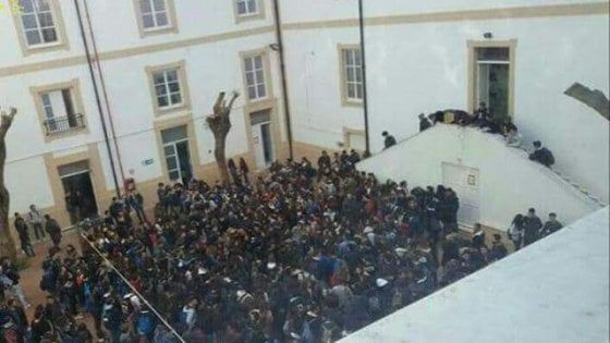 Palermo: occupati il liceo Croce e l'Istituto Medi