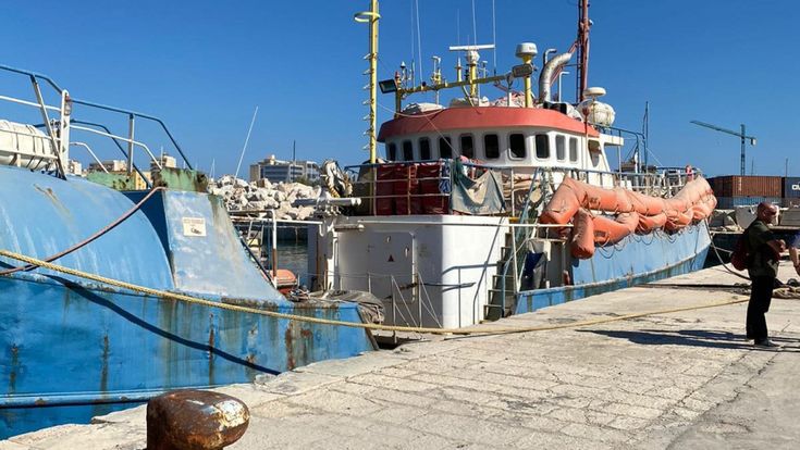 La lenta agonia della Iuventa, il peschereccio della Ong sotto sequestro da tre anni