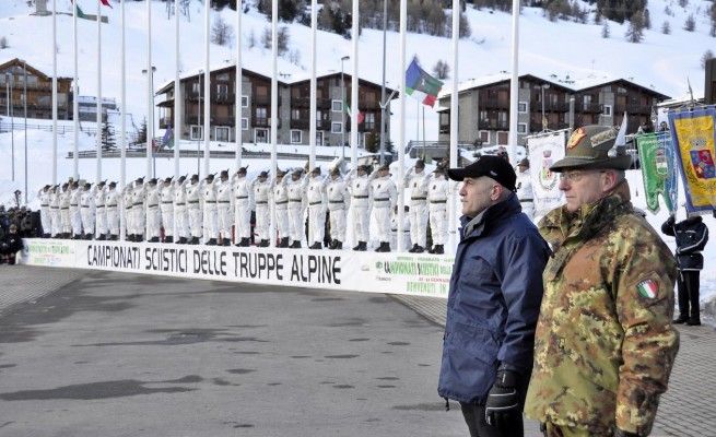 Sciatrice dell'Esercito<br />si schianta in allenamento