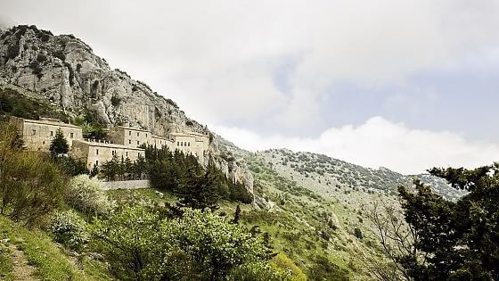 Ulivi, limoni, castelli e templari. Il fascino dell'Alta Calabria Ionica