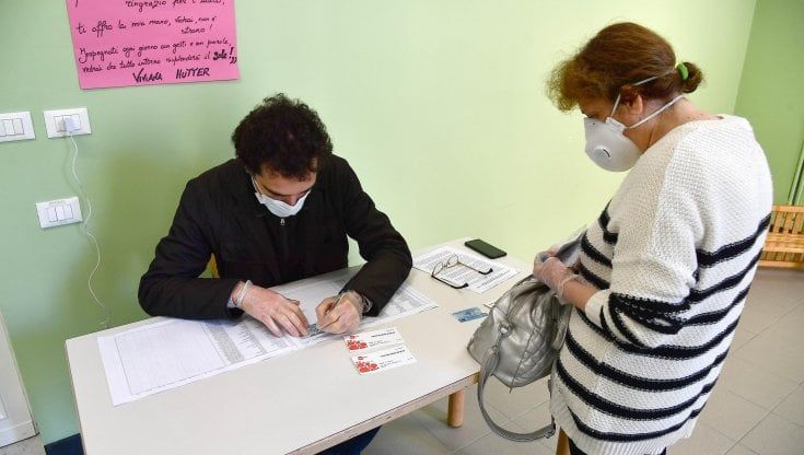 Liguria, il funzionario e i buoni spesa Covid: "Assolto: conosceva i reali bisogni delle famiglie"