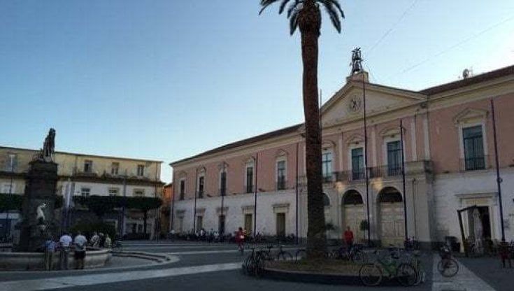  Covid: corteo in zona rossa Marcianise, offese al sindaco