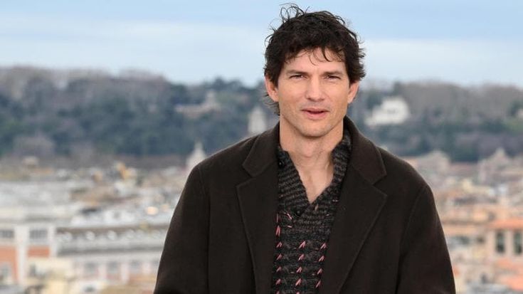 Ashton Kutcher: “Con The Beauty ho ritrovato me stesso: grazie a mio fratello gemello so chi sono”