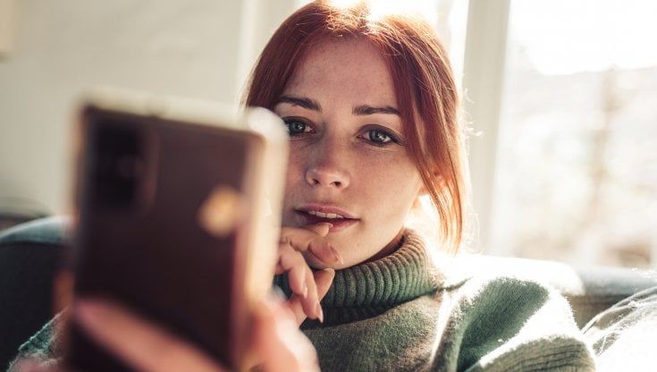Clienti e brand cercano il dialogo diretto, le app di chat le più usate per engagement e assistenza
