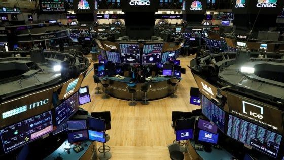 Borse in forte calo all'inaugurazione della Fase 2. Pesano le accuse Usa alla Cina