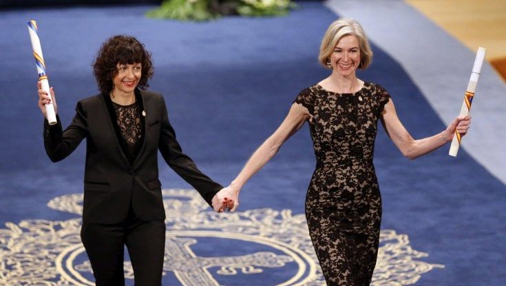 Nobel per la Chimica alle inventrici di Crispr. L'obiettivo è sviluppare nuovi farmaci contro il tumore