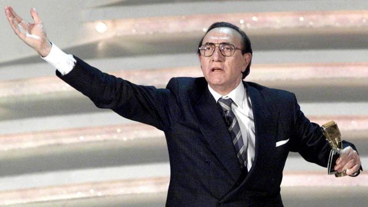 Pippo Baudo, la paura dei fan per il ricovero in clinica. Poi la rassicurazione: “Sto bene”