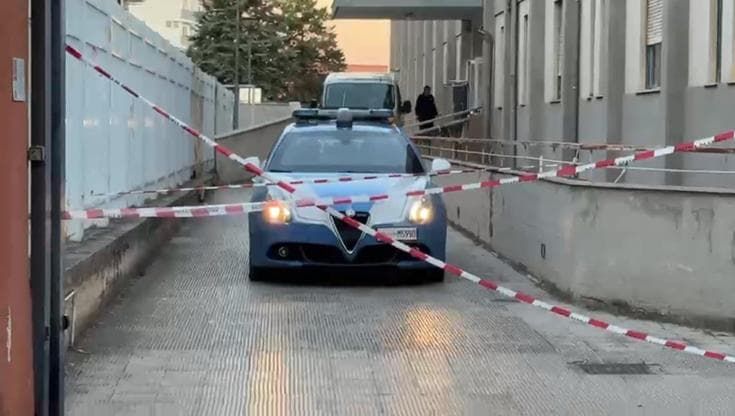 Bitonto, il cadavere di un uomo lasciato davanti al pronto soccorso: Alessandro Brilli aveva 32 anni