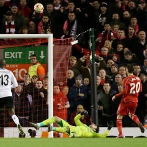 Europa League: Balotelli, gol e polemiche Ruba rigore a compagno