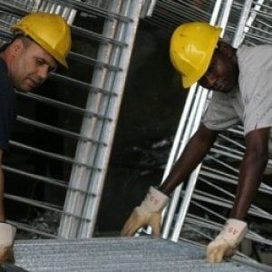 Inps, i lavoratori extracomunitari superano per la prima volta quota 2 milioni
