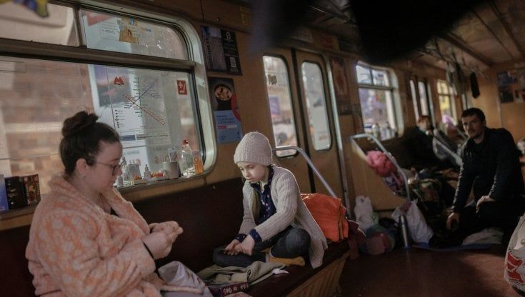 Ucraina, la strage di bambini: 135 morti da inizio invasione. E più della metà sono ormai sfollati