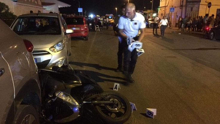 Santo Spirito, due pedoni investiti mentre attraversano la strada. I residenti: "Troppe auto parcheggiate male"