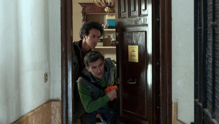"Incastrati", la prima serie di Ficarra e Picone "Un crime da ridere per raccontare la Sicilia di oggi"