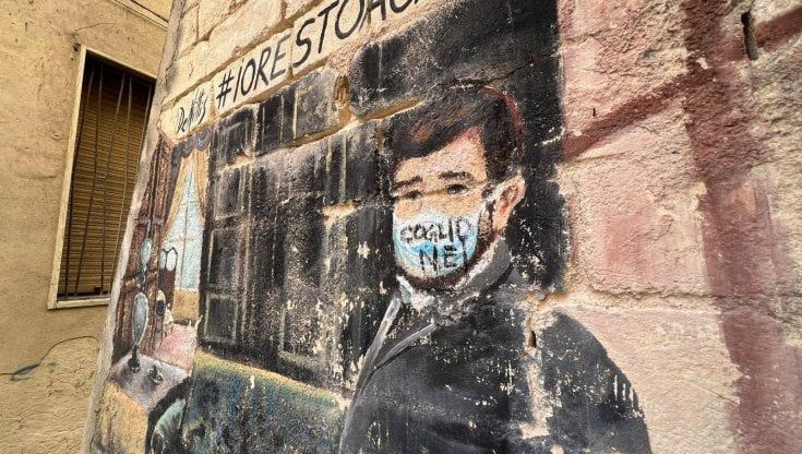 Barletta, vandali con lo spray sfregiano il murale dedicato a De Nittis
