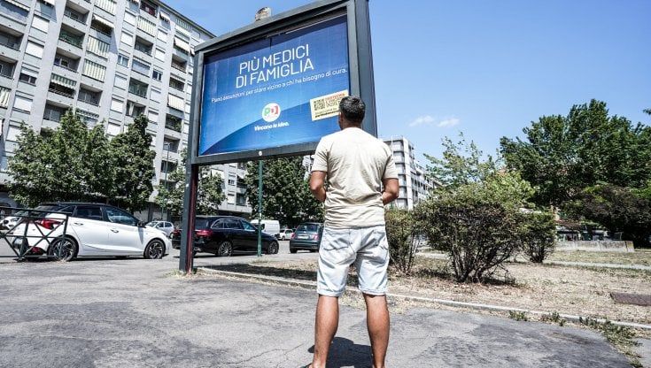 “Talebani pro droga”, “Amici di Orban”; campagna elettorale al via tra attacchi e insulti