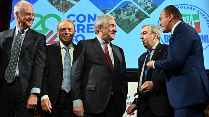 Primo congresso con le tessere Forza Italia non vuole spaccature bis per Zangrillo, se no c’è Rosso