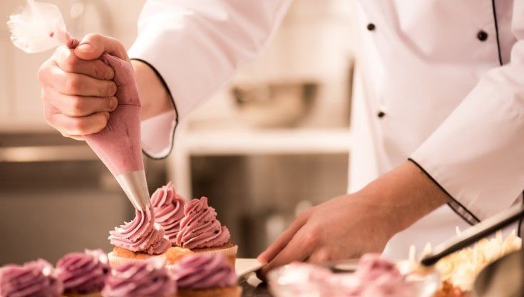 "Cotti in fragranza", riprendere in mano la vita con dolcezza