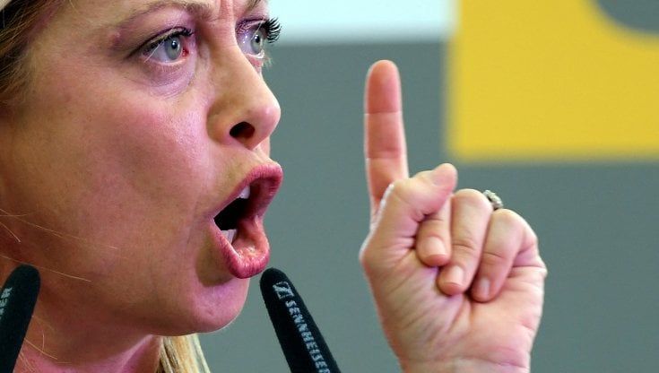 Voti e saluti romani: quel filo mai reciso tra CasaPound e FdI