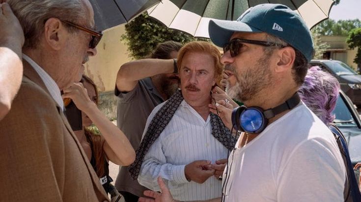 Napoli, Massimiliano Gallo racconta il film "Figli di una stella" con una mostra alla Pietrasanta